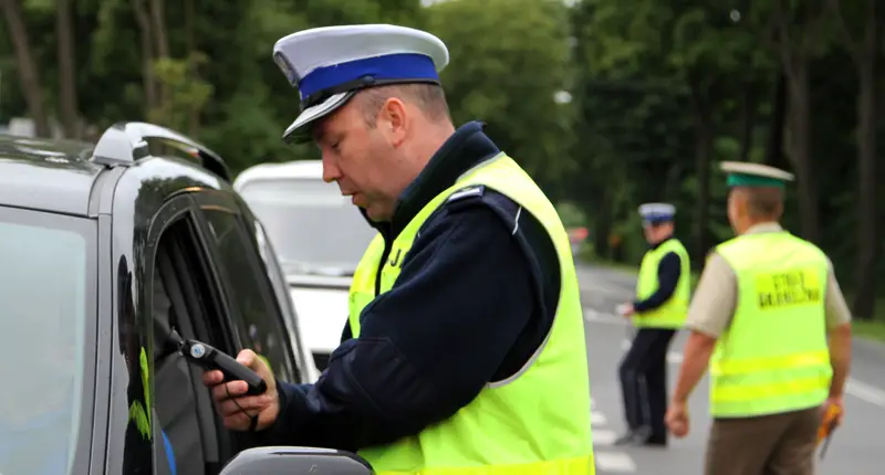 Pijany Kierowca Wpadł W Zielonej Górze (zdjęcia) - Poscigi.pl