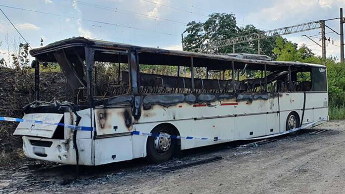 Nocny pożar w Zielonej Górze. Autobus spłonął doszczętnie