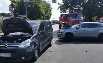 Wypadek w Kargowej. Zderzenie dwóch samochodów. Ranna kobieta (ZDJĘCIA)