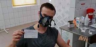 Górski z ekipą pogotowia ratunkowego na koronawirus zaszczepieni w… Szprotawie