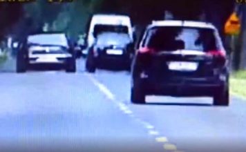 Kierowca w sądzie dostał najwyższą grzywnę. Szalał na drodze, wyprzedzał na przejściu dla pieszych (FILM)