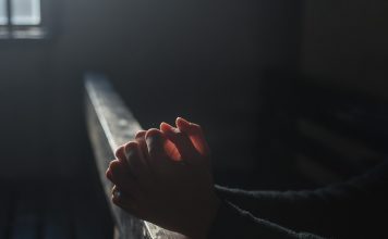 Straszne. Ksiądz popełnił samobójstwo w kościele. Wcześniej się wyspowiadał