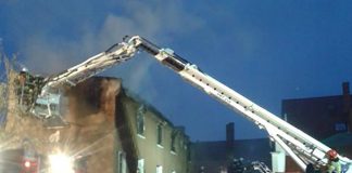 Potężny pożar. Dom był cały w ogniu (FILM, ZDJĘCIA CZYTELNIKA)