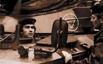 Arnold Schwarzenegger w Austrii był kierowcą i mechanikiem czołgu. Zobaczcie zdjęcia