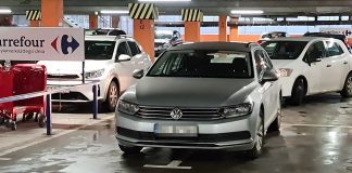 Tak parkuje klasyczny mistrz w Zielonej Górze (ZDJĘCIE CZYTELNIKA)