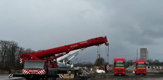 Uwaga kierowcy. Nocą ulicami Zielonej Góry będą przewożone olbrzymie łożyska. Będą utrudnienia w ruchu (ZDJĘCIA)