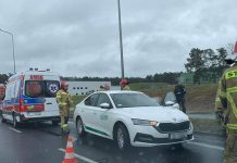 Wypadek w Zielonej Górze. Zderzenie osobówki i ciężarówki. Trasa Północna zakorkowana (ZDJĘCIA CZYTELNIKÓW)