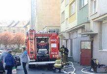 Pożar mieszkania. Ranne dwie osoby (ZDJĘCIA CZYTELNIKA)