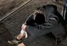 To podłe. Okradł strażaków OSP, a oni pomogli mu opatrując rękę. Połakomił się na… defibrylator