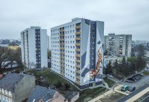 Makabryczne odkrycie w bloku w Zielonej Górze. Znaleziono ciało mężczyzny