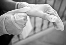 Wykorzystali pandemię i oszukiwali. Wyłudzili 4 mln dolarów