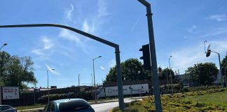 Wjechał nissanem pod prąd na rondo PCK w Zielonej Górze. Jechał na czołowe zderzenie (ZDJĘCIE CZYTELNIKA)