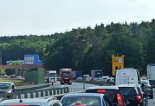 Uwaga kierowcy. Zakorkowana trasa S3 pod Zieloną Górą (ZDJĘCIA CZYTELNIKA)