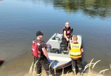 Strażacy kończą wybieranie śniętych ryb z Odry. Od jutra patrolowanie rzeki