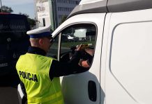 Kobieta zatrzymana w Zielonej Górze wydmuchała niemal trzy promile alkoholu. Jechała volkswagenem