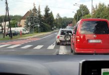 Zderzenie samochodów w Zielonej Górze. Są utrudnienia w ruchu (ZDJĘCIE CZYTELNIKA)