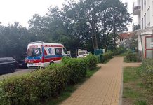 Starszy mężczyzna utknął w wannie w mieszkaniu w Zielonej Górze (ZDJĘCIE CZYTELNIKA)