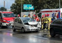 Wypadek w Zielonej Górze. Zderzenie trzech samochodów. Ranna jedna osoba (ZDJĘCIA)