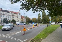 Zdarzenie drogowe z udziałem motocyklisty w Zielonej Górze. Ranny trafił do szpitala (ZDJĘCIA CZYTELNIKA)