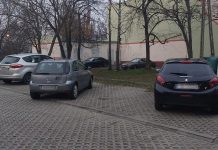 ZIELONA GÓRA Takie parkowanie to brak szacunku do innych kierowców, kwituje nasz czytelnik (ZDJĘCIA)