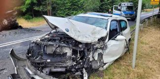 Wypadek pod Żarami. Kierująca BMW staranowała toyotę