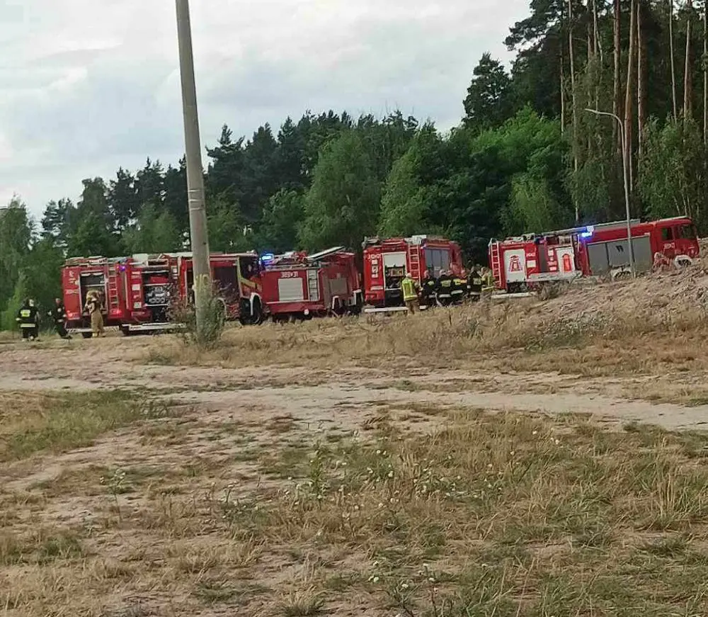 Pożar Hali Z Toksycznymi Chemikaliami W Przylepie Na Waszych Filmach I ...