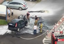 Pożar forda przy stacji benzynowej Leclerc w Zielonej Górze (FILMY CZYTELNIKÓW)