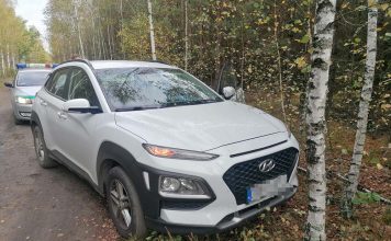 Dwa pościgi za kradzionymi samochodami. Jednemu z kierowców udało się uciec