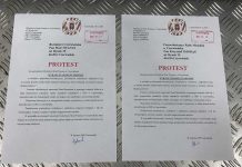 Strażacy OSP Czerwieńsk protestują. Chodzi o przebudowę remizy zaprojektowaną nieużytkowo i bez uzgodnień z druhami