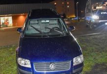 Zielona Góra. Przyjechał do marketu po alkohol i od raz go wypił. Po chwili zawiesił auto na skarpie (ZDJĘCIA)