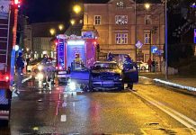 Pożar samochodu w centrum Zielonej Góry. Zapalił się w czasie jazdy (ZDJĘCIA)
