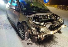 Pijany jechał rozbity samochodem. Wpadł w Zielonej Górze. Przyjechał ze Świebodzina (ZDJĘCIA)