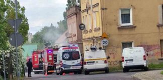 Pożar w Zielonej Górze. Ewakuowane trzy osoby (FILM, ZDJĘCIE CZYTELIKA)