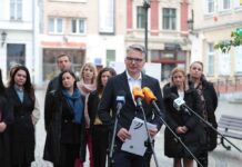 Prezydent Kubicki: Posypuję głowę popiołem, rozumiem swoje błędy (FILM)