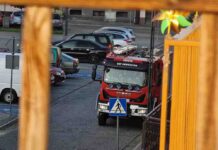 Niecodzienna interwencja strażaków. Ściągali nakładkę sedesową z głowy dziecka