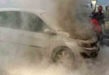 Pożar samochodu na A2. Na pomoc ruszyli żołnierze z 4. Zielonogórskiego Pułku Przeciwlotniczego