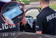 Zielona Góra. Policja kontruje przyciemniane szyby. Kierowcy często sami zdzierają folię