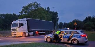 Kierowca ciężarówki wydmuchał promil alkoholu
