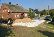 Powódź w woj. lubuskim. Ciężka sytuacja na Odrze koło Będowa. Potrzebna pilna pomoc