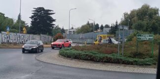 Wjechała na rondo w Zielonej Górze. Jak ona to zrobiła?