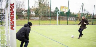 Zielona Góra. Boisko przy SP 18 już nie straszy