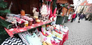 Zielona Góra. Działa już Jarmark Bożonarodzeniowy