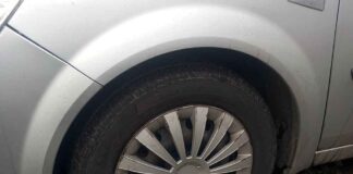 Ktoś przebija opony w samochodach w Nowogrodzie Bobrzańskim