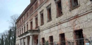 Ruszyły prace przy zadaszeniu pałacu w Zatoniu i rozbudowie oranżerii (ZDJĘCIA