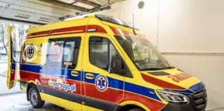 Zielonogórski szpital dostał karetkę wartą 1,4 mln zł . To mały mobilny odział intensywnej terapii