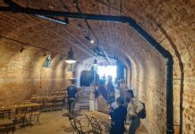 Zielona Góra. Sala Szeptów oficjalnie otwarta. Ciekawe odkrycia podczas remontu (FILM, ZDJĘCIA)