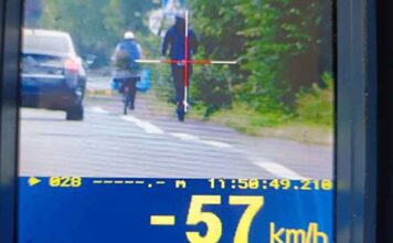 Wpadł na radar jadąc na hulajnodze elektrycznej. Mandaty zabolały