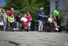 Zielona Góra barwnie uczciła Dzień Tolerancji i Godności Osób z Niepełnosprawnością