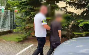 19-latek kierując Audi uciekał policji. Już ma… cztery zakazy prowadzenia. Od razu usłyszał surowy wyrok