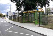 Zielona Góra. Przystanek autobusowy na terenie szpitala gotowy